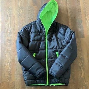 Black and Neon Yellow Puffer